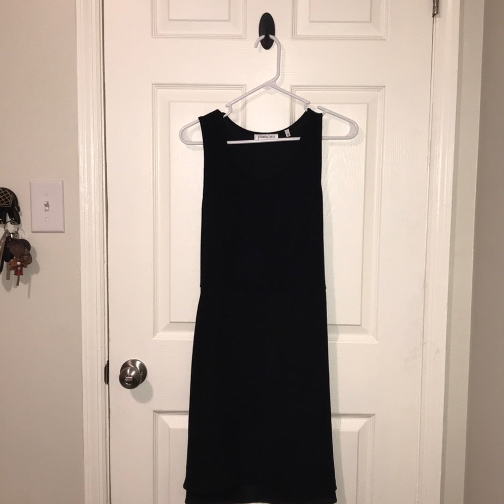 Boutique 2 tone black tunic.